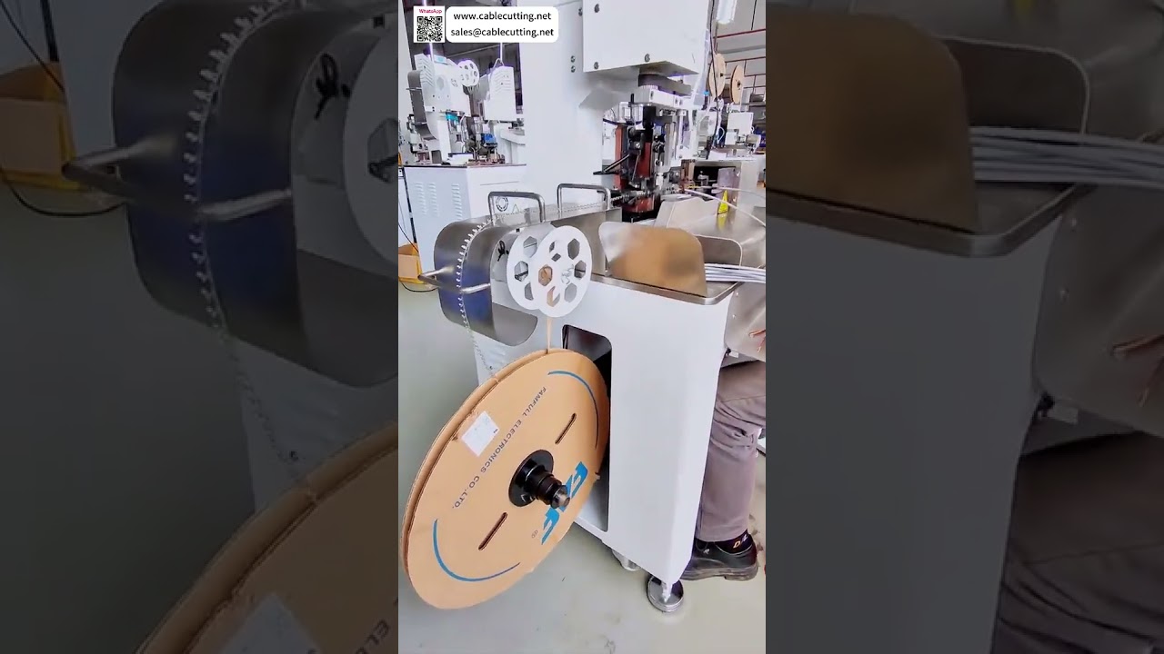 Automatische kabelstripmachine & terminalcrimpmachine voor meeraderige kabels - Draadharnasproductie