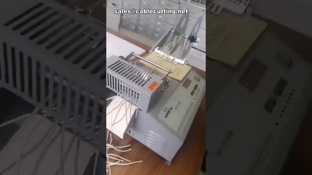 Automatische computergestuurde snijmachine voor elastische oorlusbanden van maskers