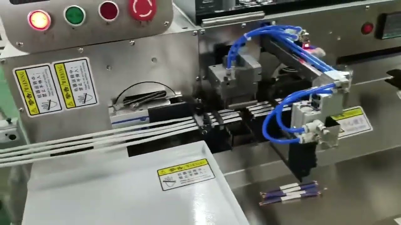 Alles-in-één machine: automatisch knippen, strippen van binnen- en buitenmantel en vertinnen
