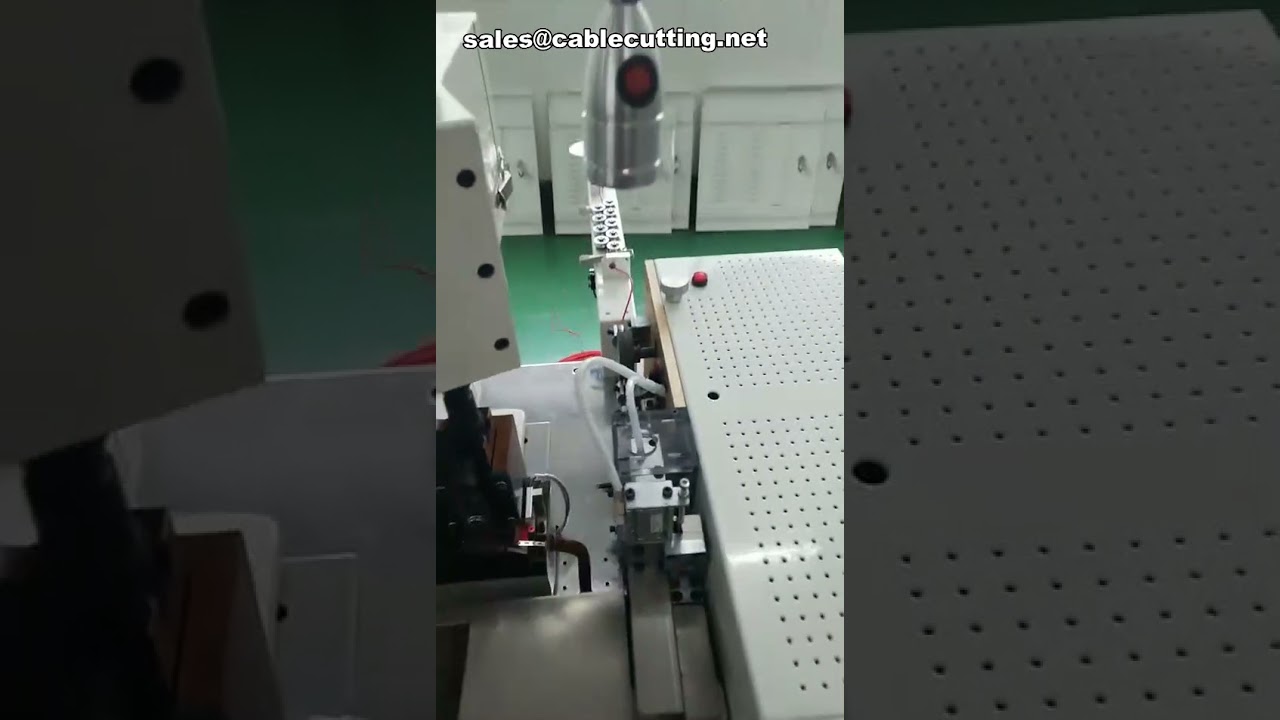 Automatische draadstrippen en krimpmachine - Snel, precies en betrouwbaar