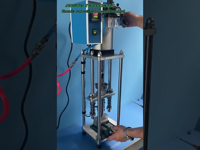 Mini Desktop Vertical Injection Molding Machine for USB Charging Head and Power Switch Plug