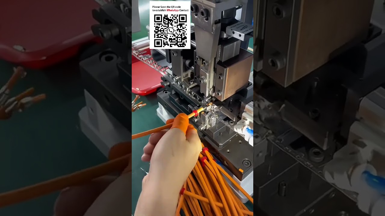 Automatische Strip- en Crimpmachine voor EV-kabelbomen | #TerminalCrimper