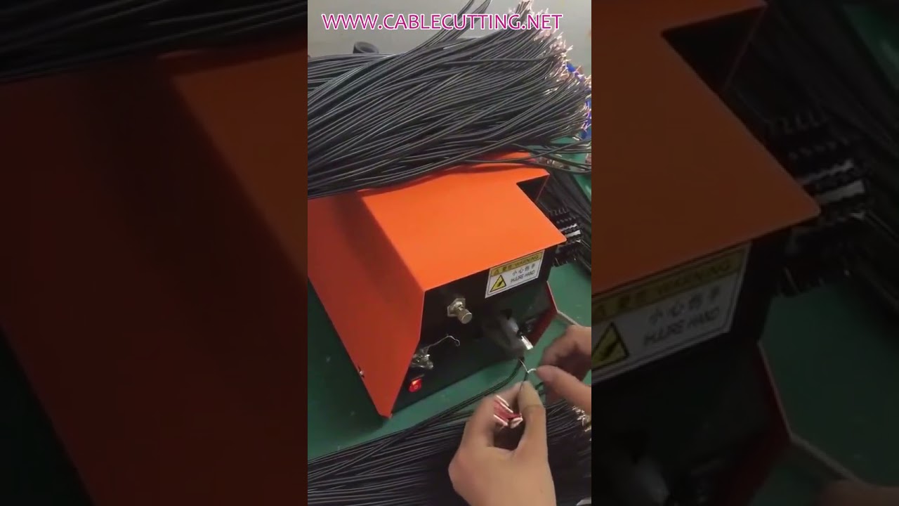 Automatische borstel- en twistmachine voor afgeschermde kabels