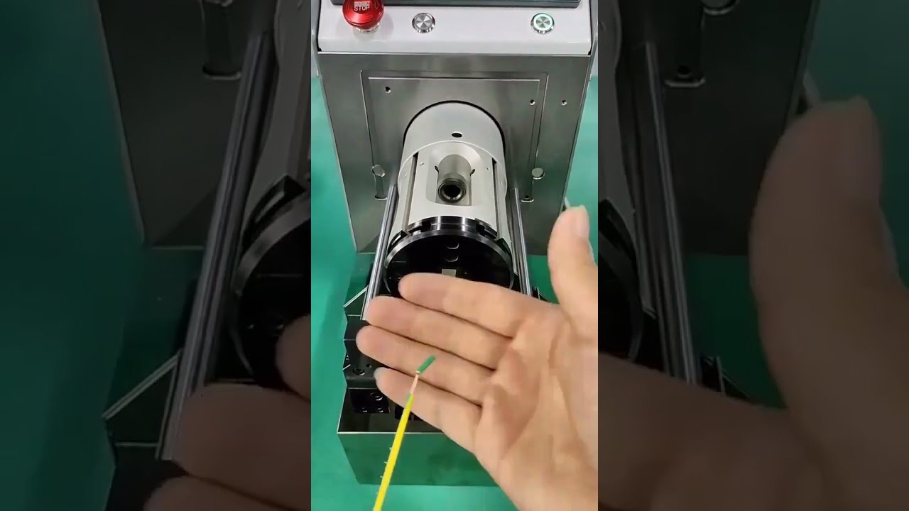 Coaxiale kabelstripmachine LY 4806802311023 – voor nieuwe energievoertuigen en touchscreens